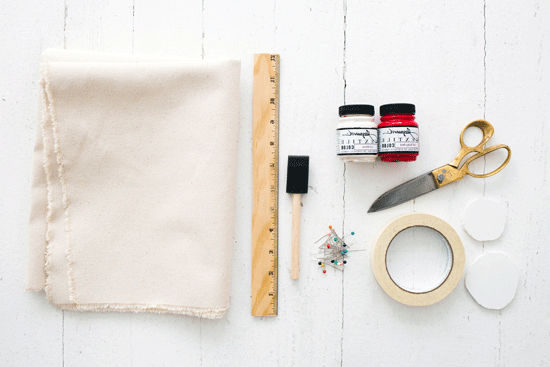 Materiales para hacer en tela una bolsa de ropa sucia
