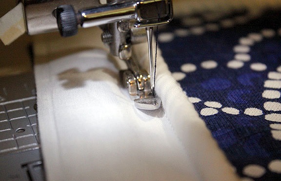 costura de funda de almohadon de telas para sillon