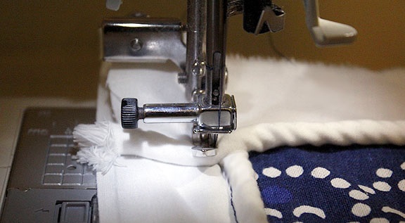 maquina de coser funda de almohadon de telas para sillon