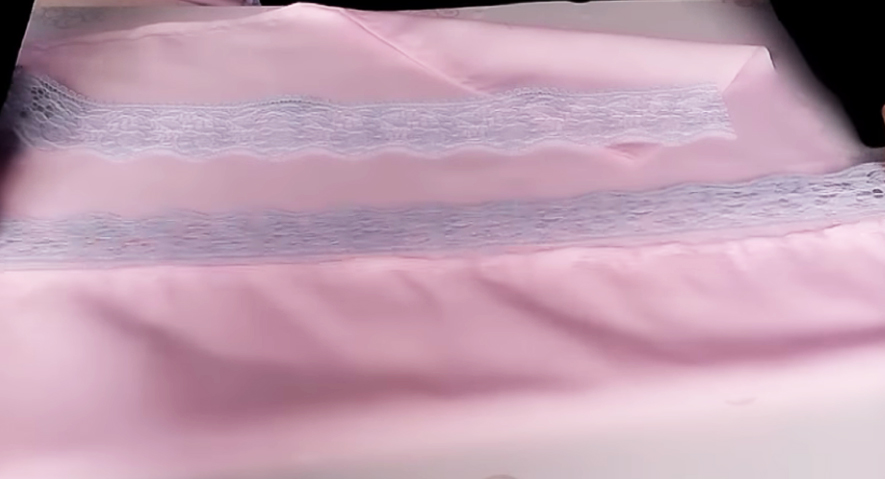 corte de puntillas para almohadón de tela en forma de caramelo